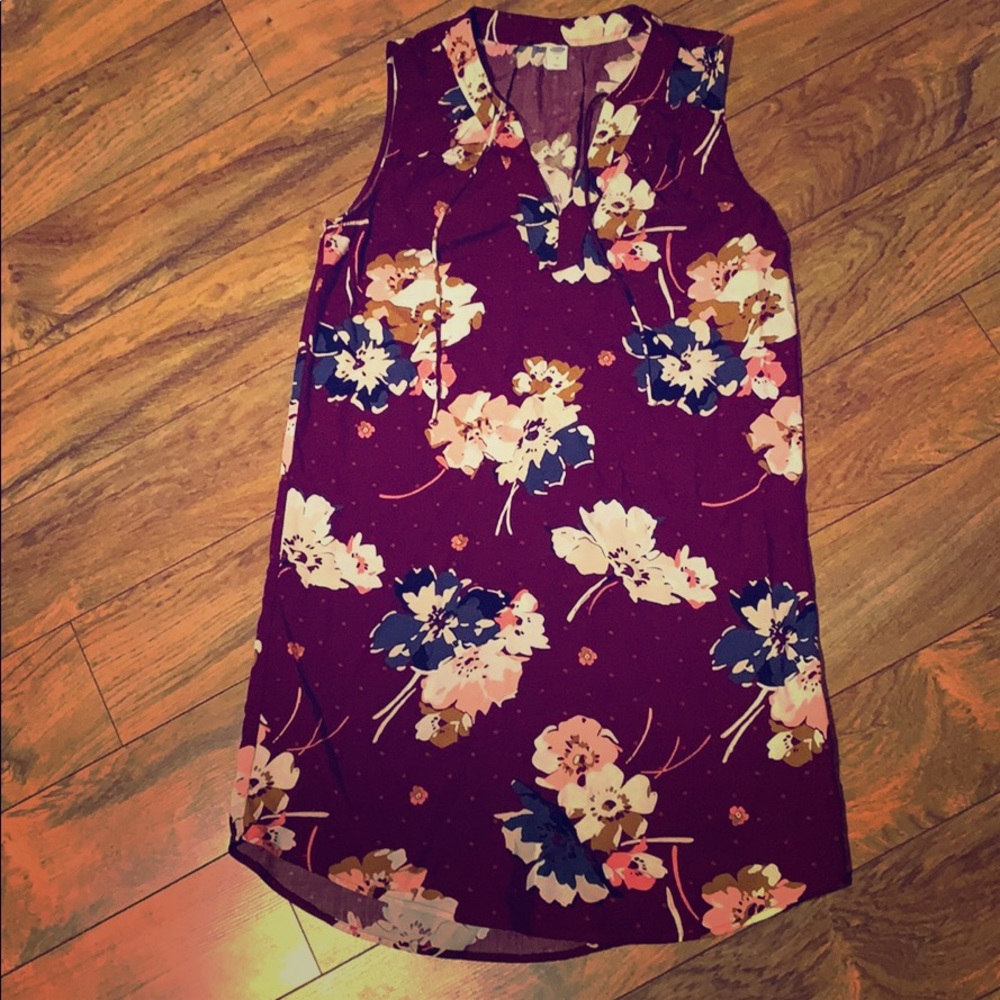 Sleeveless dress